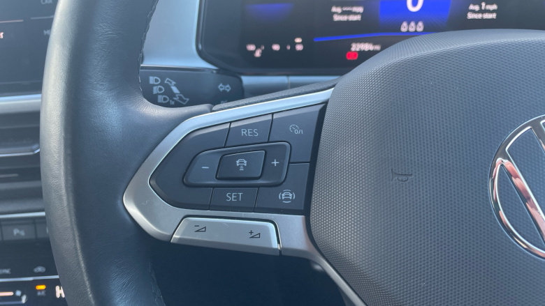 Volkswagen T-Roc 1.0 TSI Life 5dr Petrol Hatchback